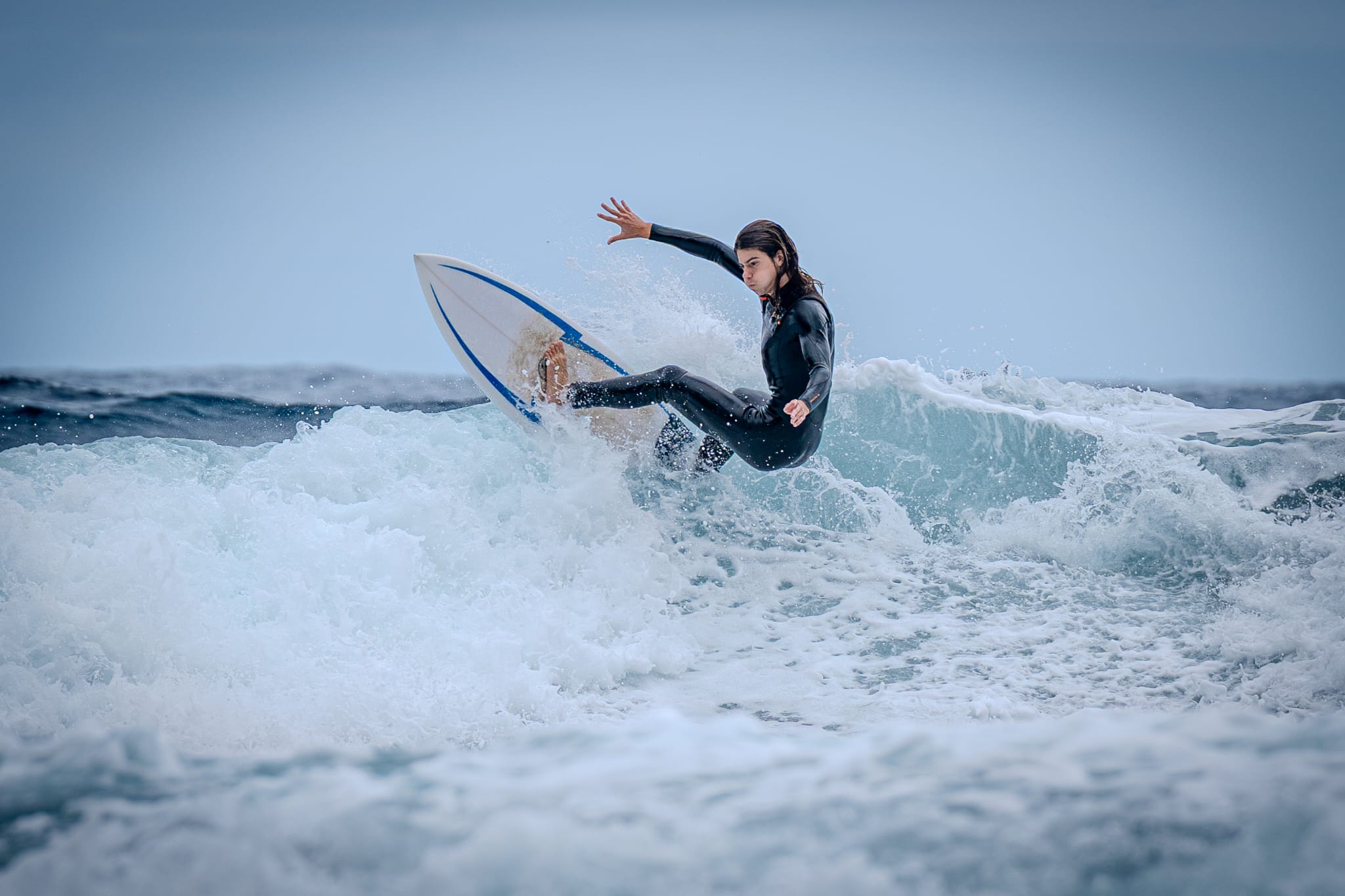 Sesión de surf del equipo en Gran Canaria